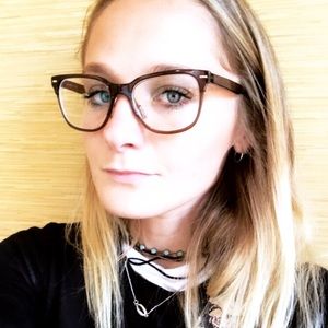 Meet your Posher, Julianne